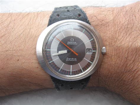 omega dynamic strap watch